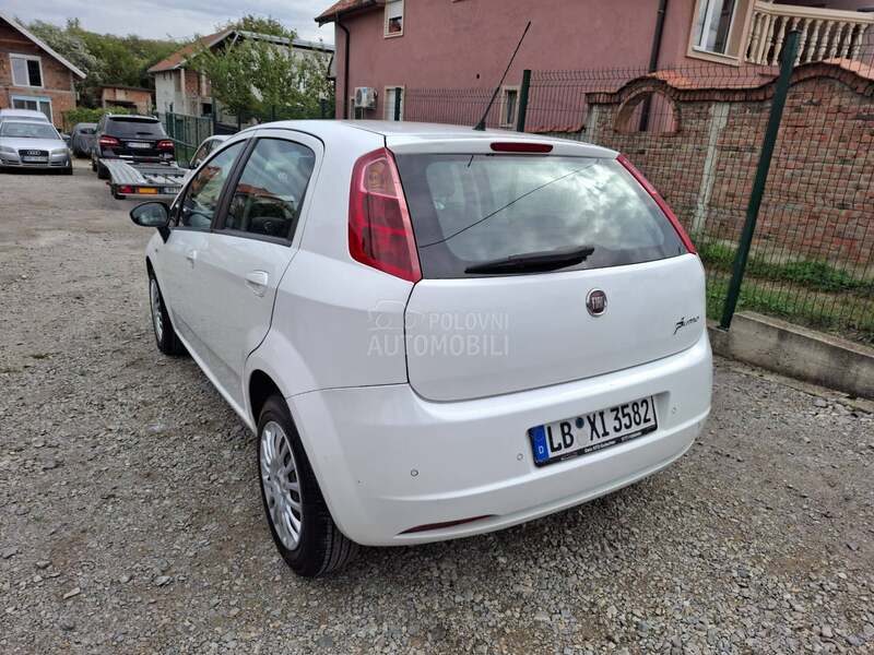 Fiat Grande Punto 1.4b clima 5.vr