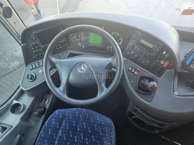 Mercedes Benz Tourismo 16RHD