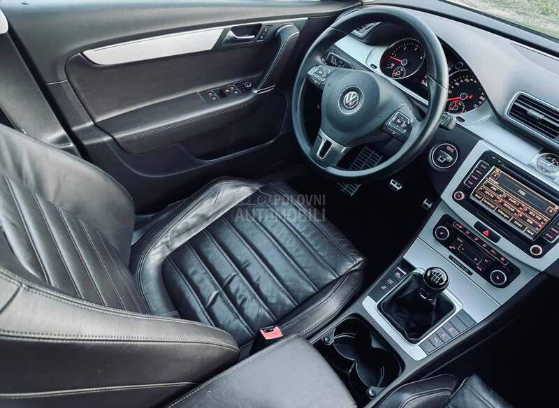 Volkswagen Passat B7 1.6 Tdi Higline Nov