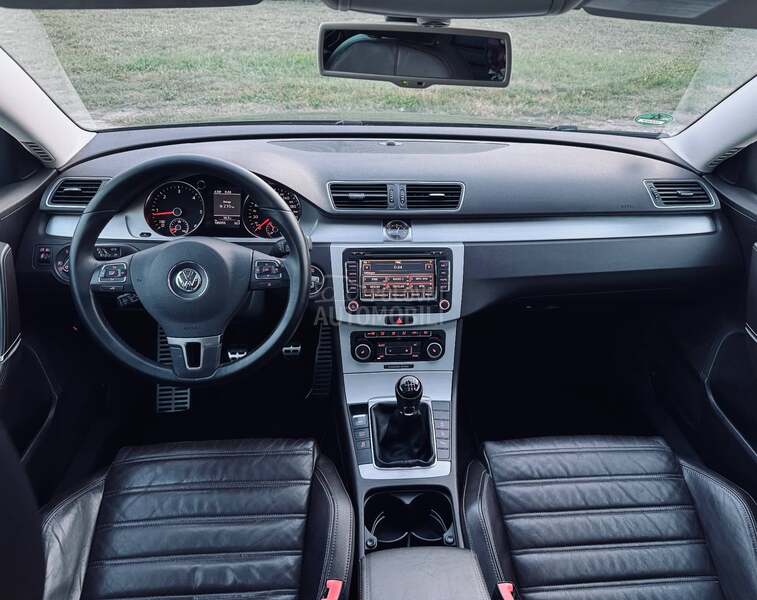 Volkswagen Passat B7 1.6 Tdi Higline Nov