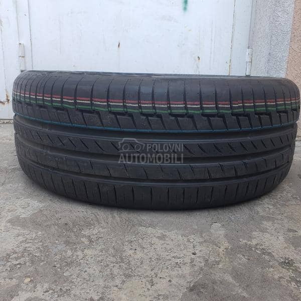 Continental 225/55 R17 Letnja