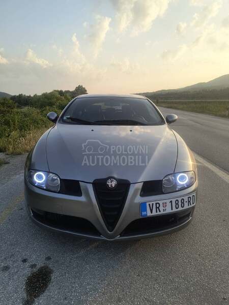 Alfa Romeo GT 