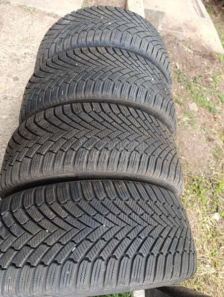 Continental 225/45 R17 Zimska