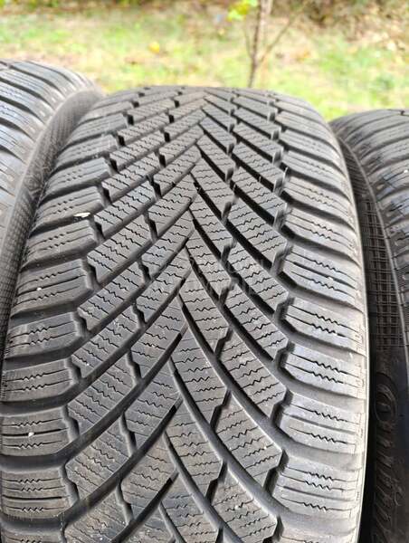 Continental 225/45 R17 Zimska
