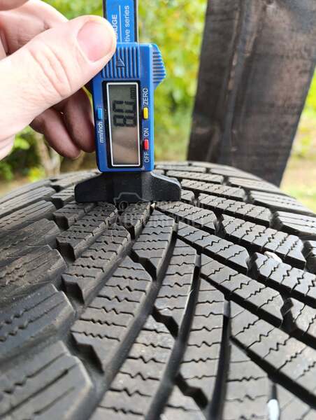 Continental 225/45 R17 Zimska