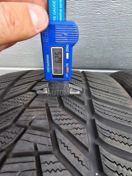 Hankook 255/35 R19 Zimska