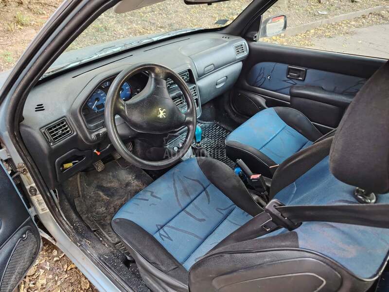 Peugeot 106 