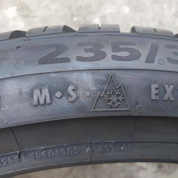 Continental 235/35 R19 Sve sezone