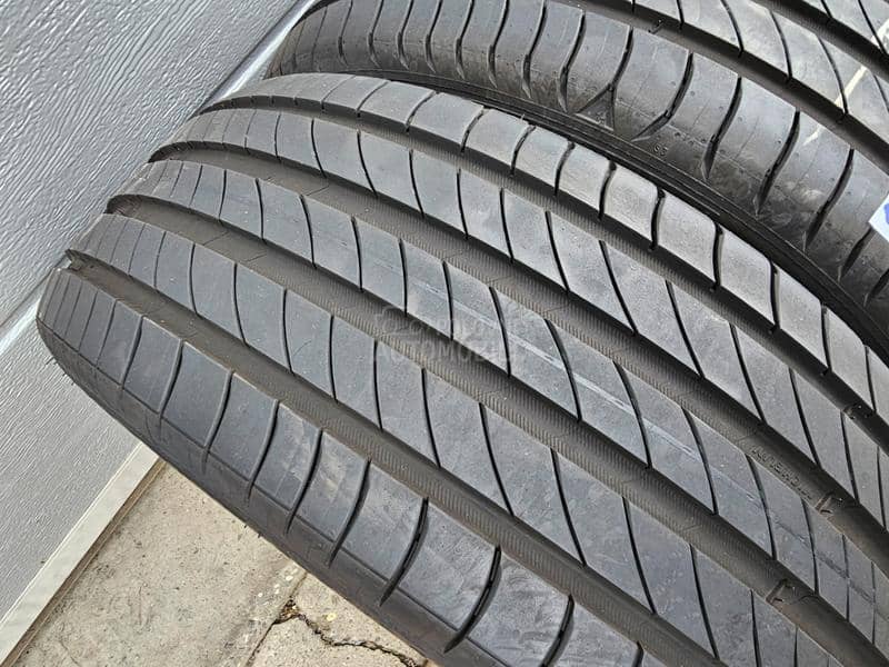 Michelin 205/45 R17 Letnja
