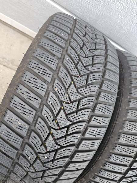 Dunlop 225/45 R17 Zimska