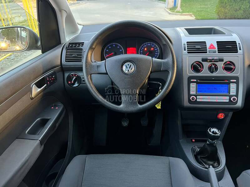 Volkswagen Touran 