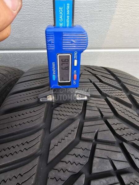 Hankook 245/45 R18 Zimska