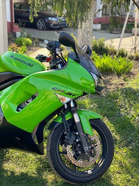 Kawasaki ER6f / ER 650 AE