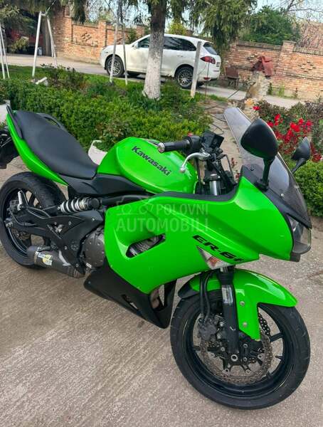 Kawasaki ER6f / ER 650 AE