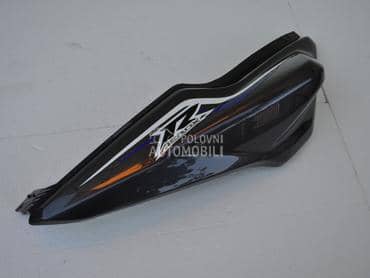 Yamaha Aerox desna maska