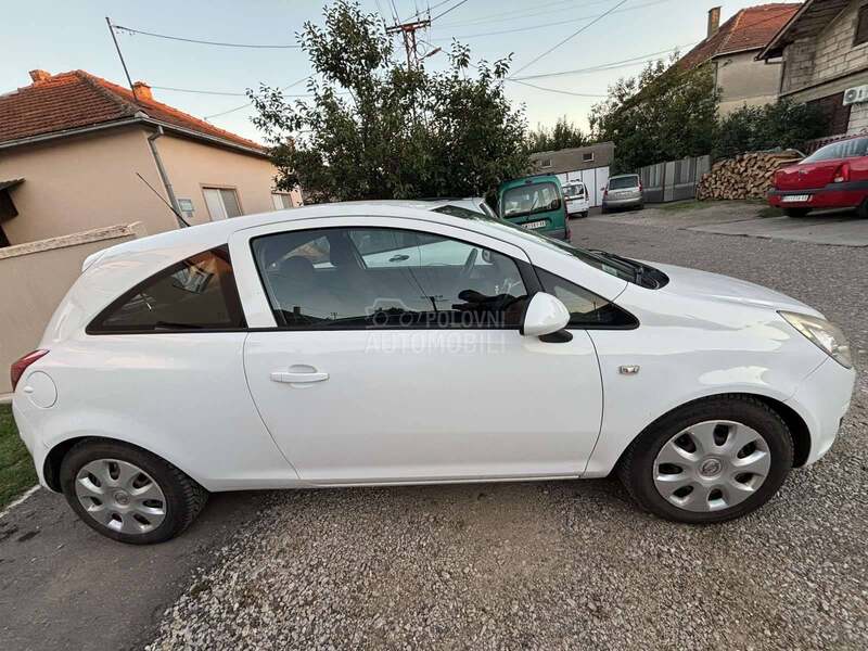 Opel Corsa D 