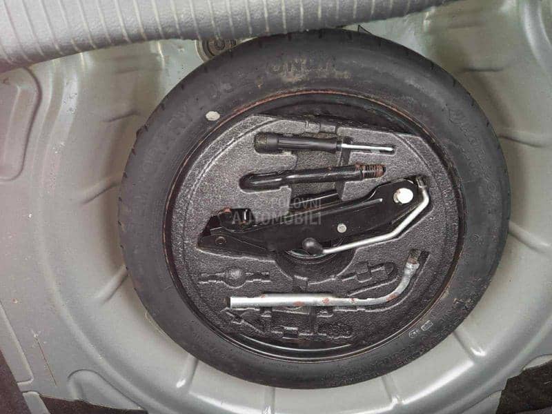 Volkswagen Golf 6 12tsiHLINEXENONLED