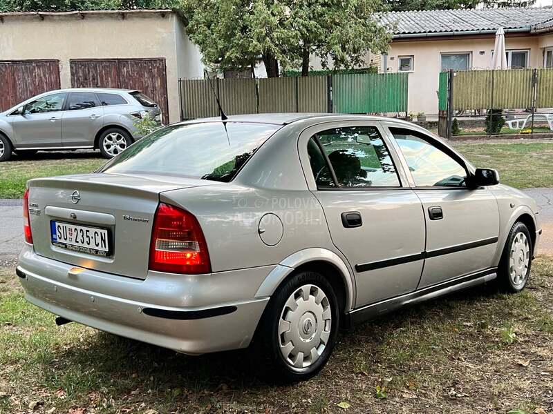 Opel Astra G 1.6