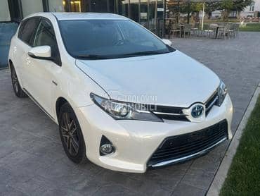 Toyota Auris 1.8 HYBRID