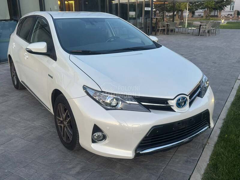 Toyota Auris 1.8 HYBRID