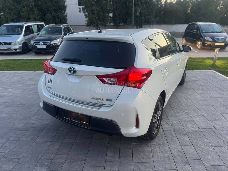 Toyota Auris 1.8 HYBRID