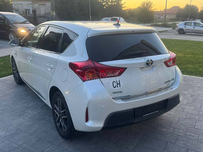Toyota Auris 1.8 HYBRID
