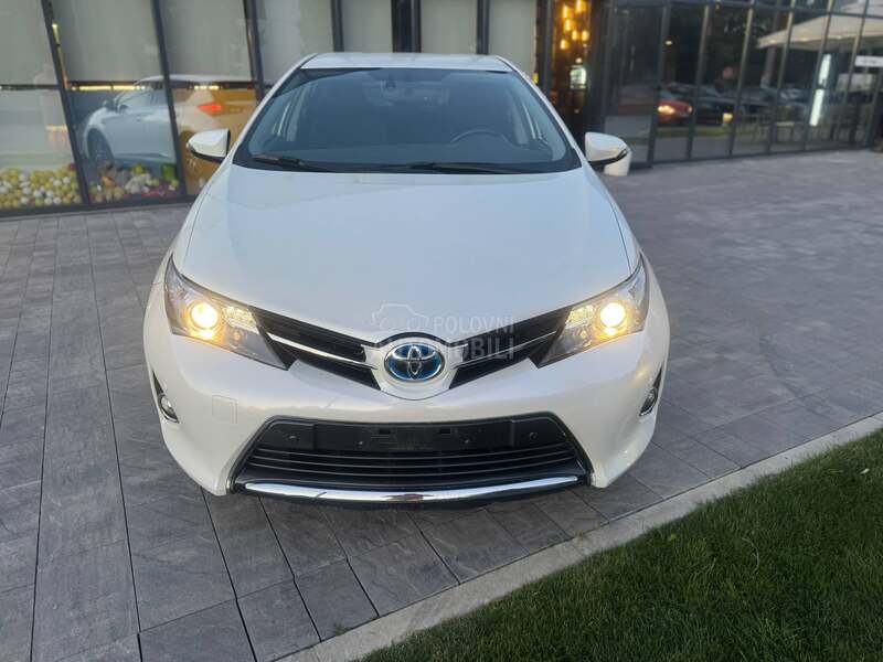 Toyota Auris 1.8 HYBRID