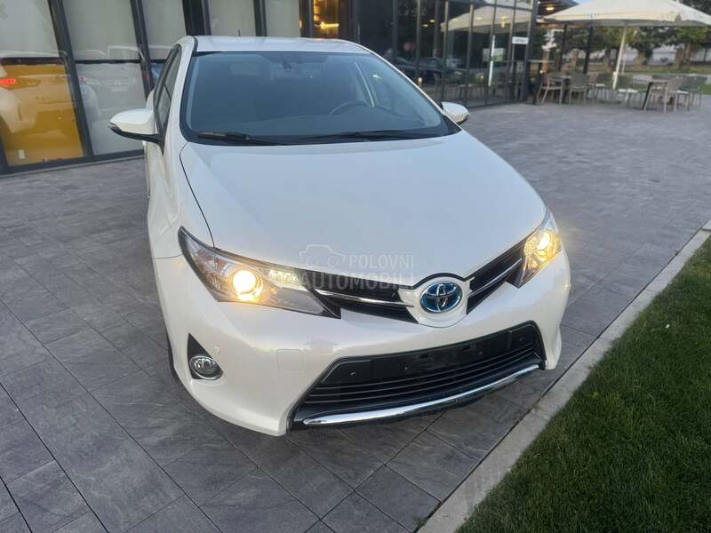 Toyota Auris 1.8 HYBRID