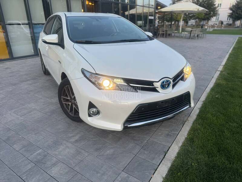 Toyota Auris 1.8 HYBRID