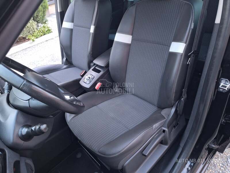 Renault Scenic 1.5 DCI DYNAMIQUE