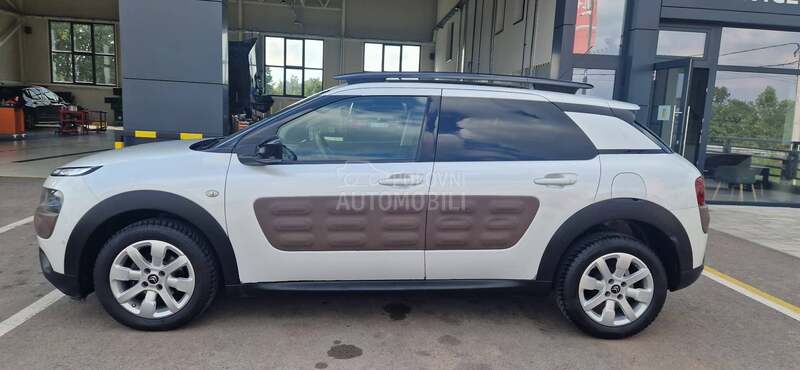Citroen C4 Cactus 1.2  T0P