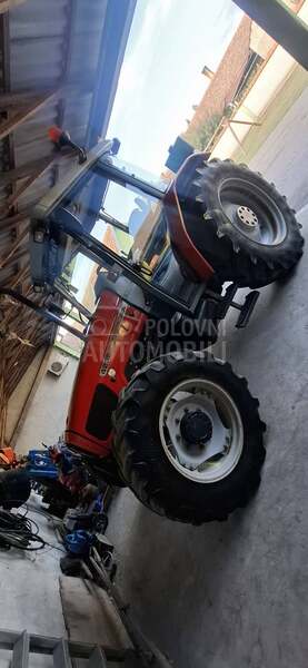 Massey Ferguson 4235
