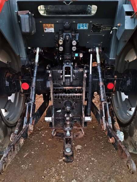 Massey Ferguson 4235