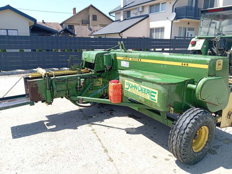 John Deere 346
