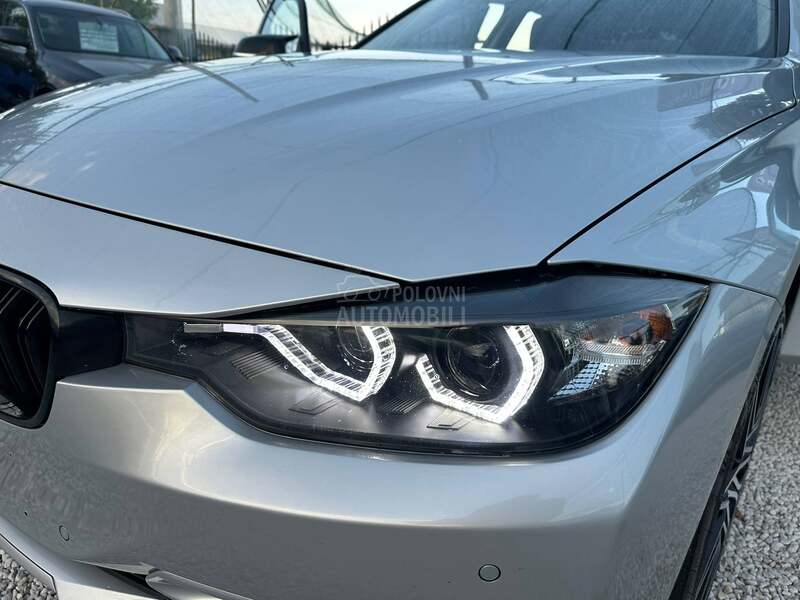 BMW 320 