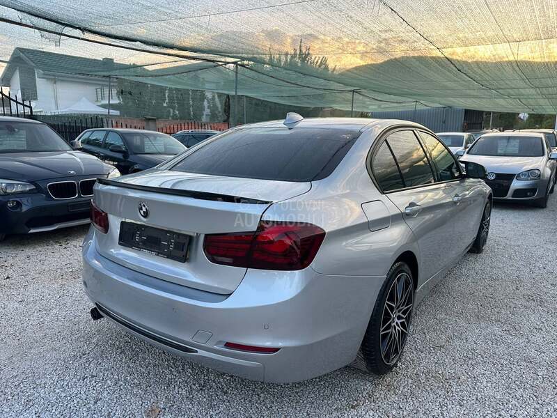 BMW 320 