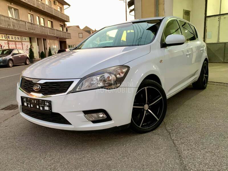 Kia cee`d 1.6 CRDI
