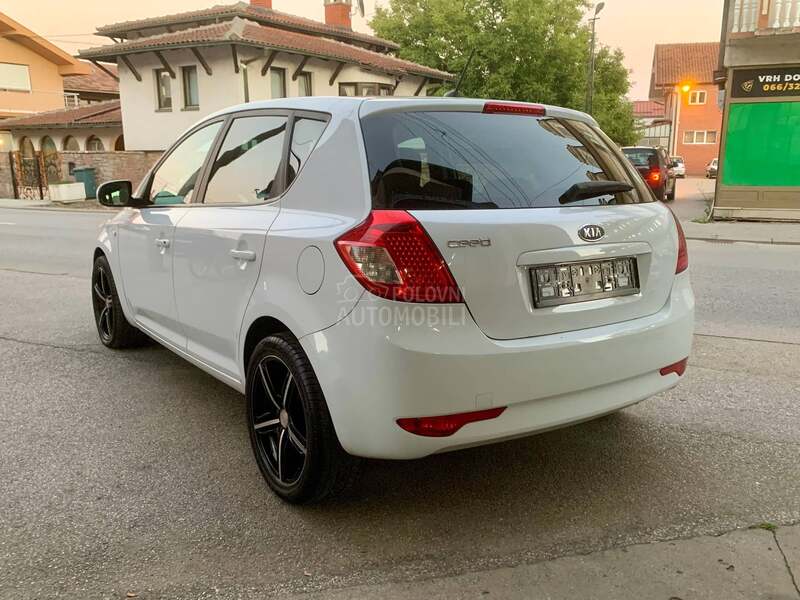 Kia cee`d 1.6 CRDI