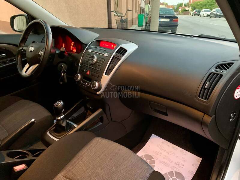 Kia cee`d 1.6 CRDI