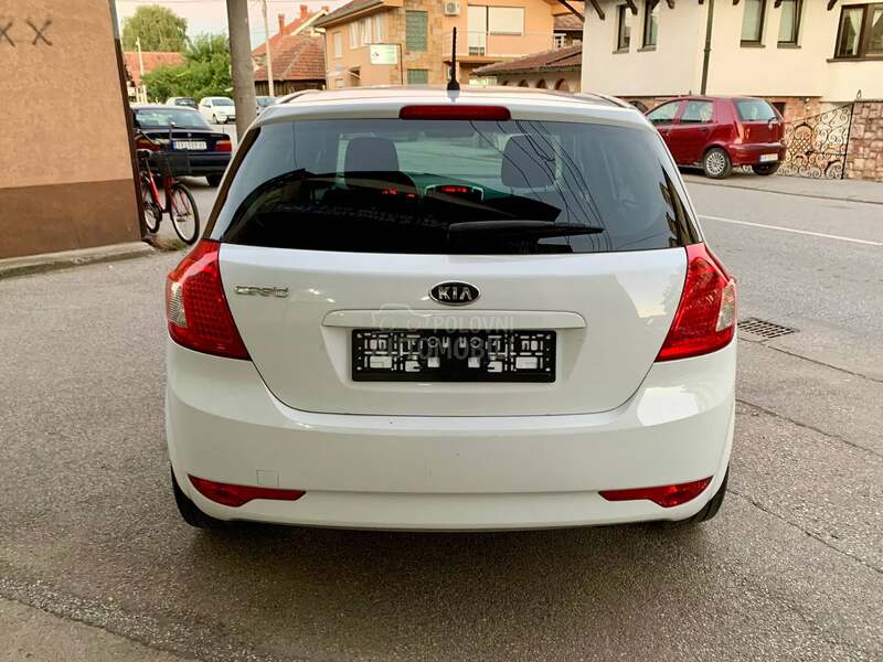 Kia cee`d 1.6 CRDI