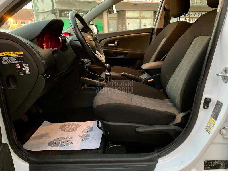 Kia cee`d 1.6 CRDI