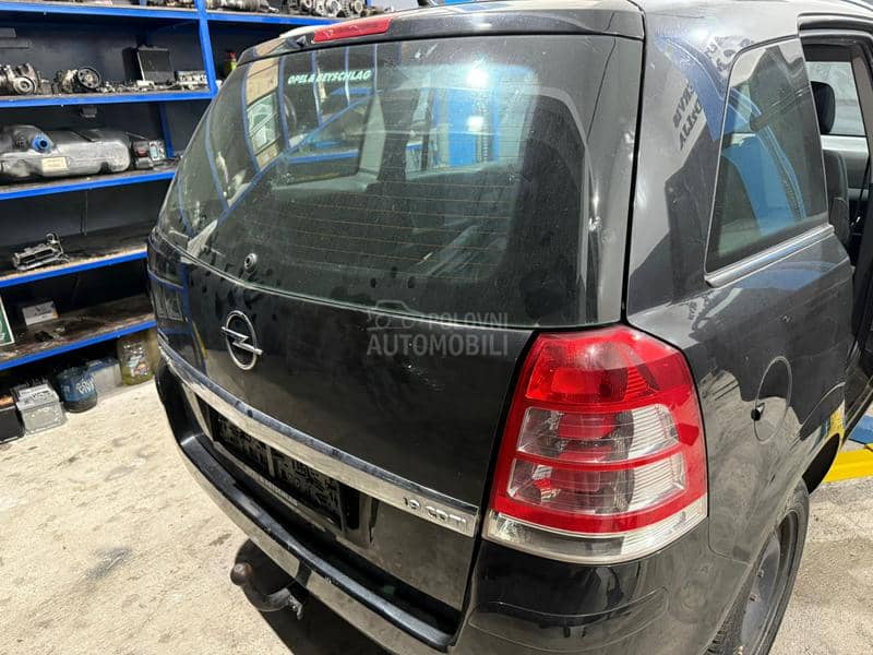 Gepek vrata Zafira B