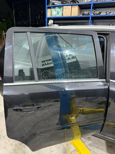 Zadnja desna vrata Zafira B