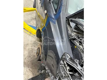 Desno krilo Zafira B za Opel Zafira od 2005. do 2011. god.