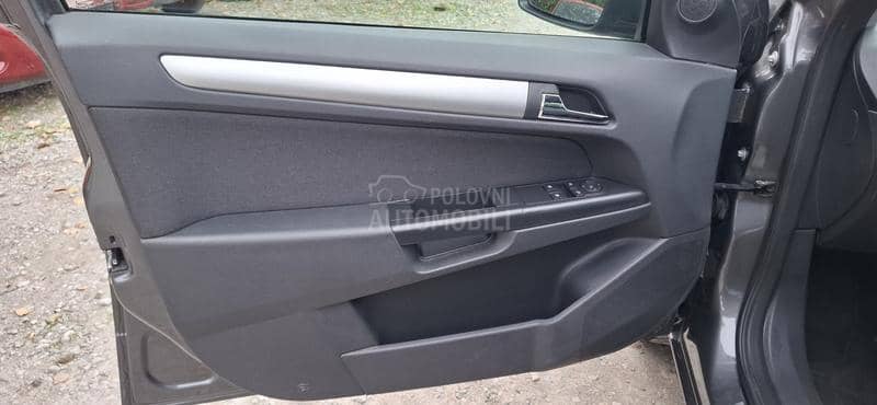 Opel Astra H 1.7 CDTI TOOP