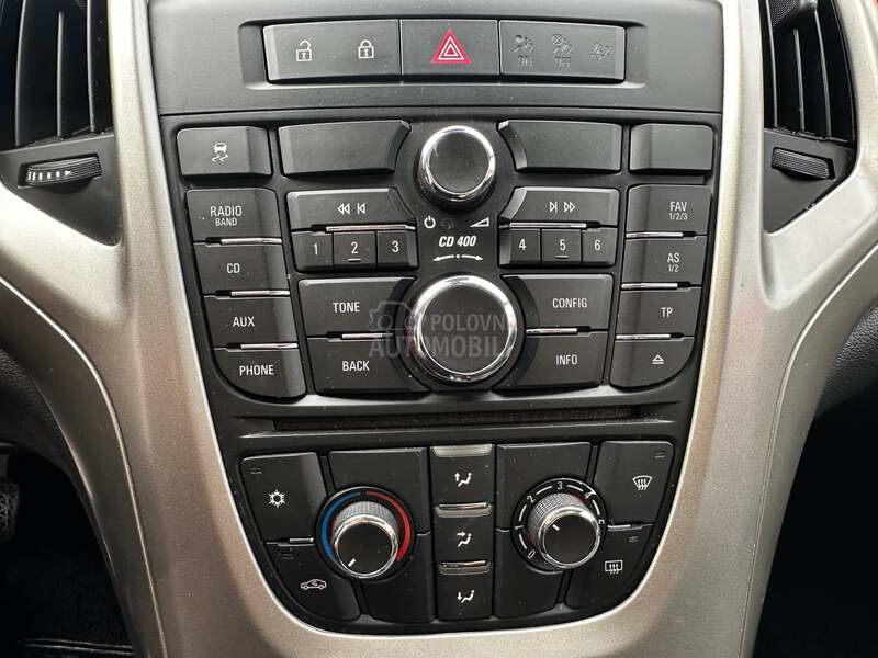 Opel Astra J 