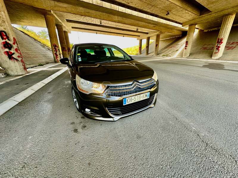 Citroen C4 1,6 eHDI EXCLUZIVE