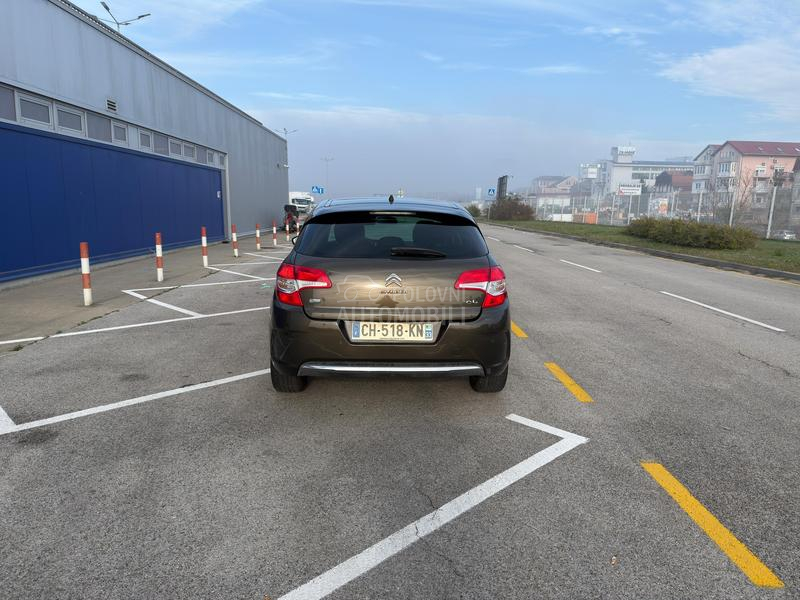 Citroen C4 1,6 eHDI EXCLUZIVE