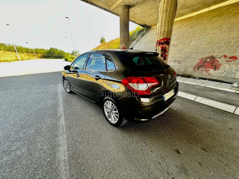 Citroen C4 1,6 eHDI EXCLUZIVE