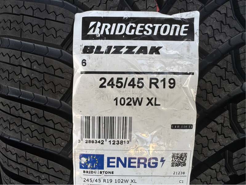 Bridgestone 245/45 R19 Zimska